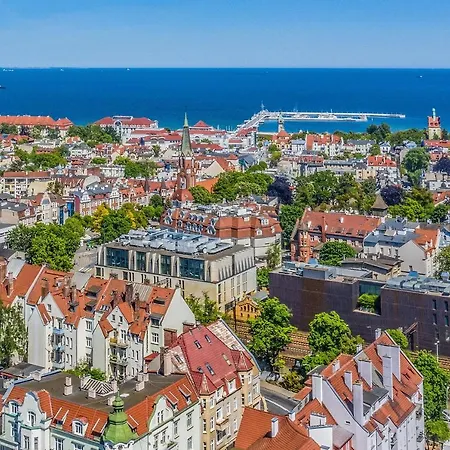 Globetrotter By Victus *